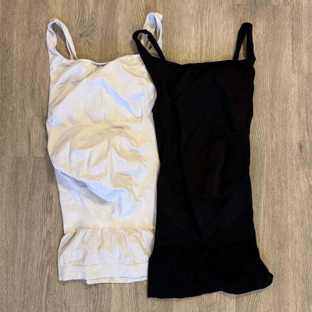 Blanqui Maternity Belly Support Tank Top bundle